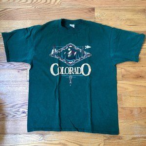 Colorado Vintage 90s graphic t-shirt w/ worn in feeling & distressing | Size XL